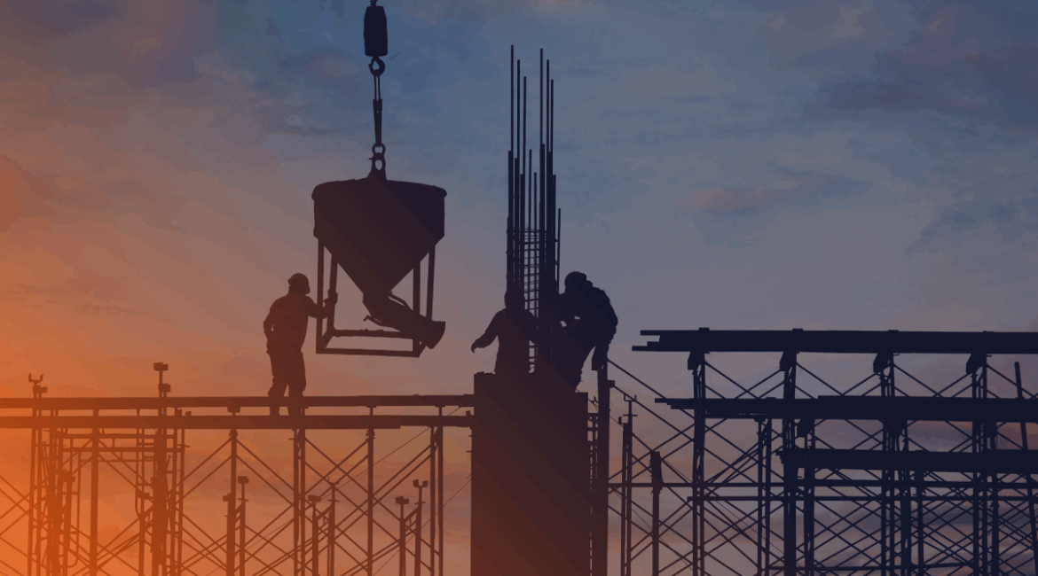 Erros comuns ao alugar equipamentos para construção e como evitá-los